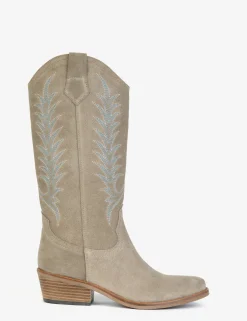 BOY Penelope Chilvers Goldie Embroidered Cowboy Boot