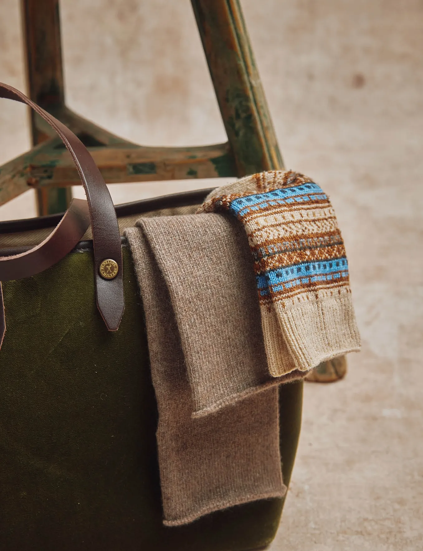 Penelope Chilvers Hadrian Cashmere Mittens
