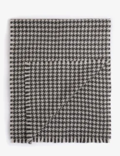Penelope Chilvers Oban Houndstooth Scarf